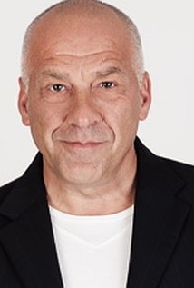Tony Nikolakopoulos