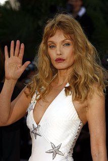 Arielle Dombasle