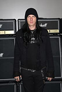 Todd Kerns