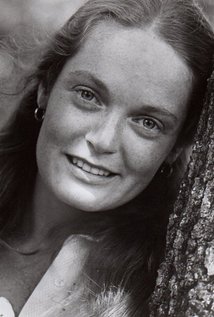 Elizabeth Hartman