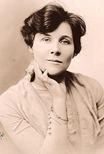 Viola Roache