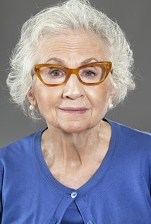 Barbara Singer