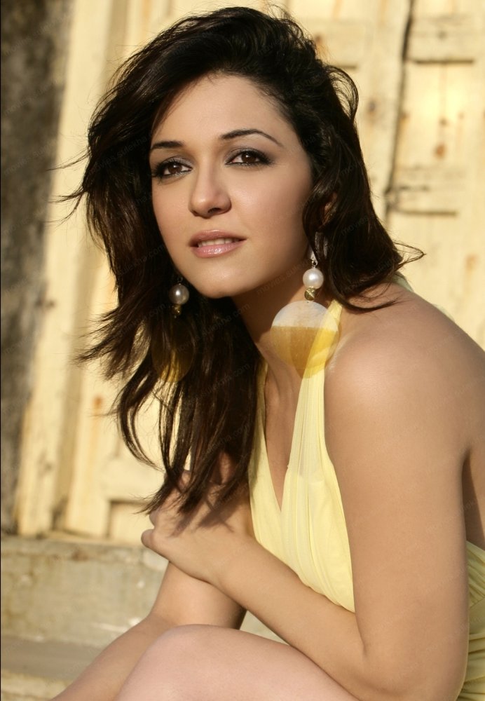 Nauheed Cyrusi