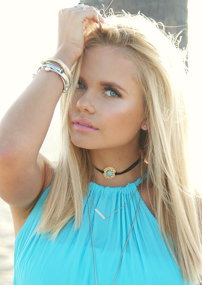 Alli Simpson