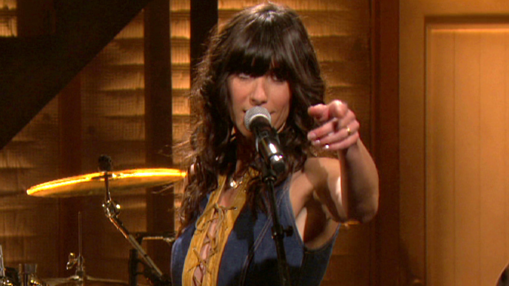 Nicki Bluhm