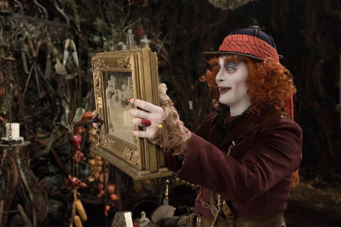 watch alice through the looking glass onnline free